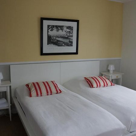 Haus Buddenbrock Auf Ruegen Wiek auf Ruegen Bilik gambar
